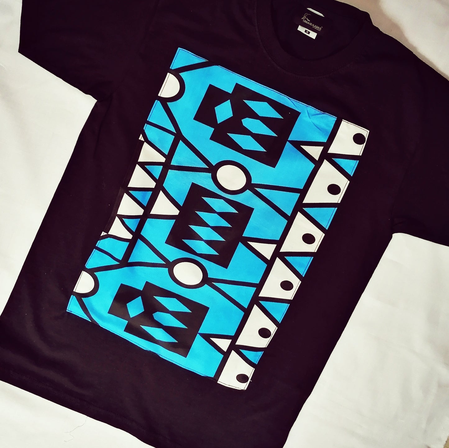 T-shirt in black with blue Samakaka - MARAJJAS