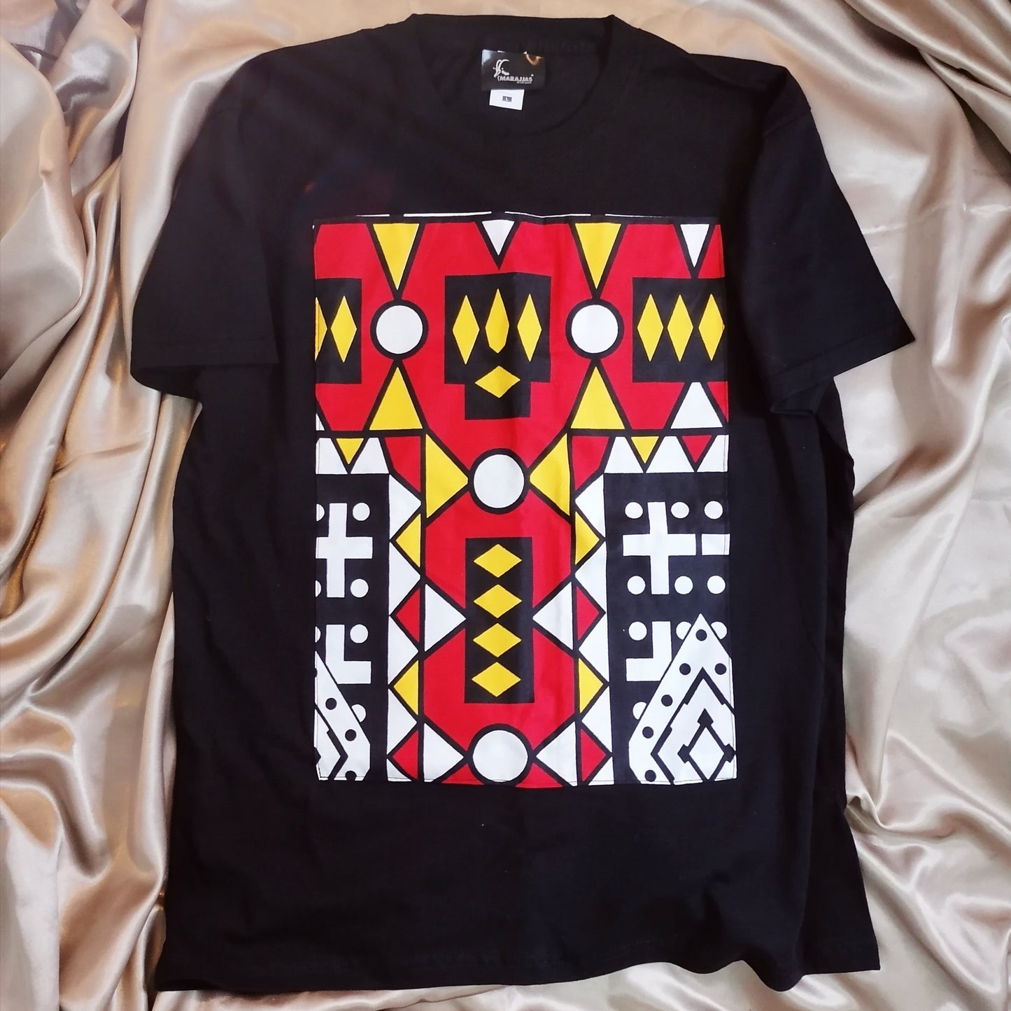 T-shirt in black with red Samakaka - MARAJJAS